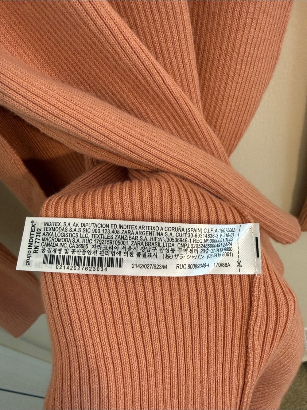 Zara Women Asymmetric Knit Mock Neck Sweater Long Sleeves // Medium - Picture 8 of 12